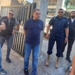 رئيس بلدية مدينة الشويفات نضال الجردي بجولة ميدانية في منطقة دوحة الشويفات (المصدر موقع البلدية على فيسبوك)